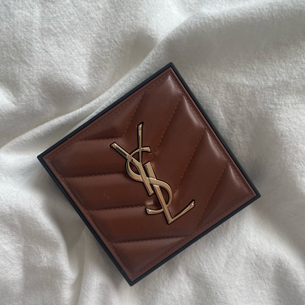 Yves Saint Laurent - All Hours 24H Hyper Sunkissed Glow Bronzer (shade 3 Medina)